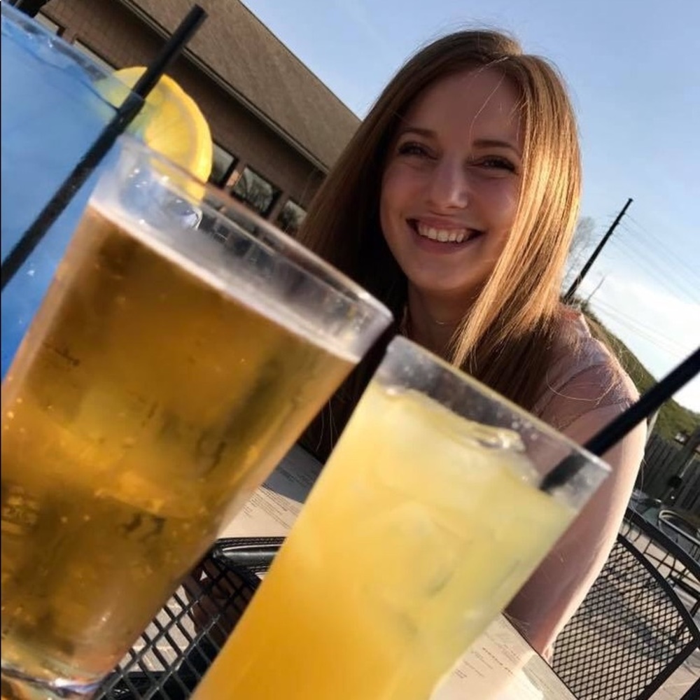 Meet your Posher, Alisha